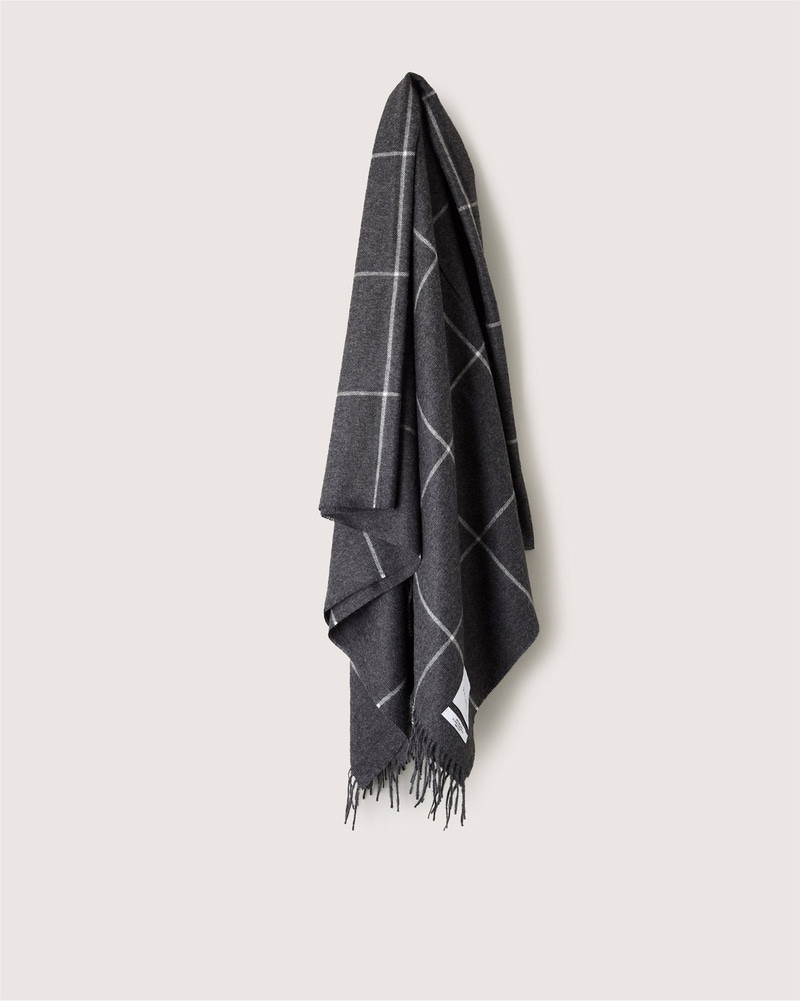 Haus Baby Alpaca Throw