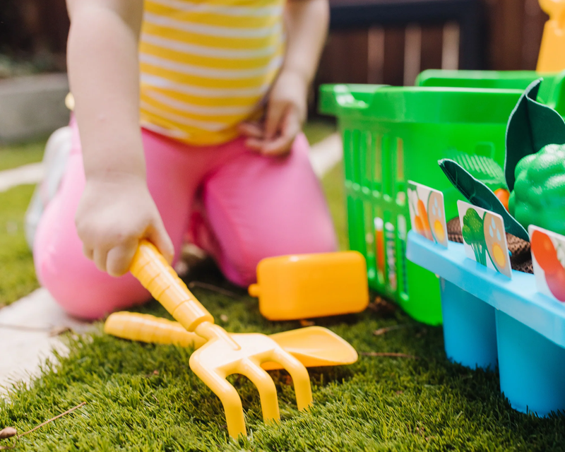 Let's Explore Vegetable Gardening Play Set