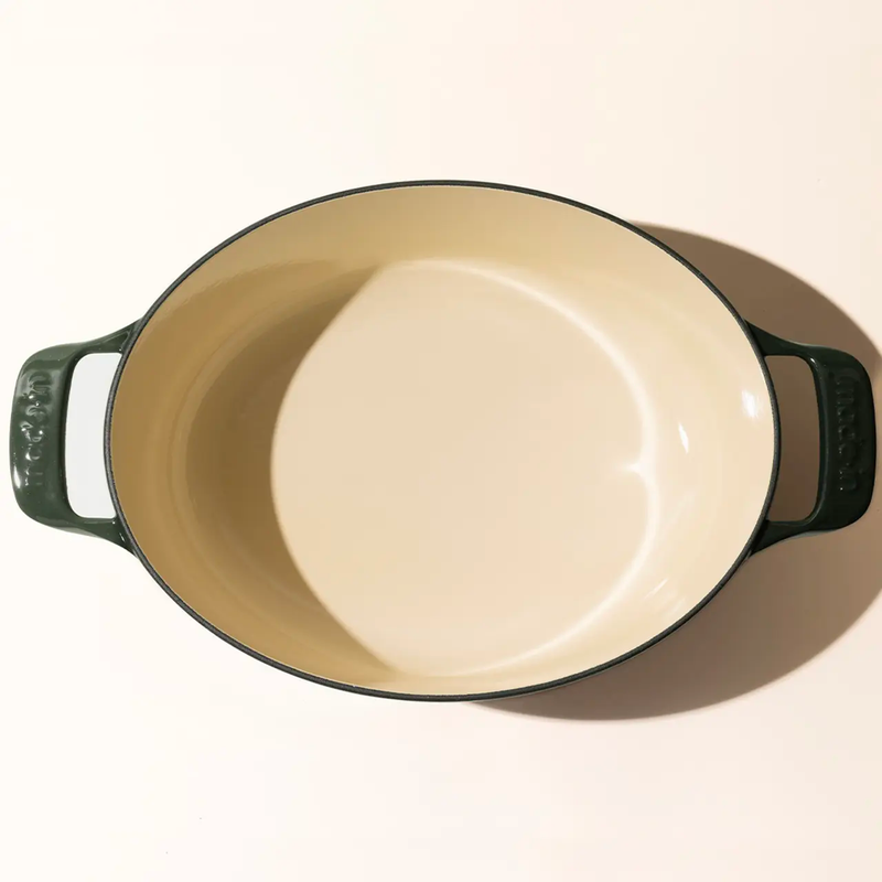 7.5 QT Oval Enameled Cast Iron Dutch Oven