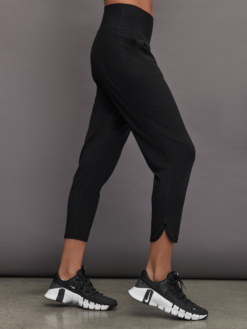 Jogger in Melt, Black