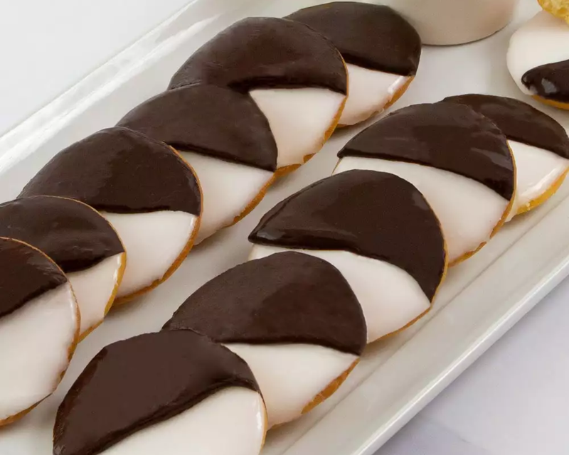 12pc Black and White Cookies