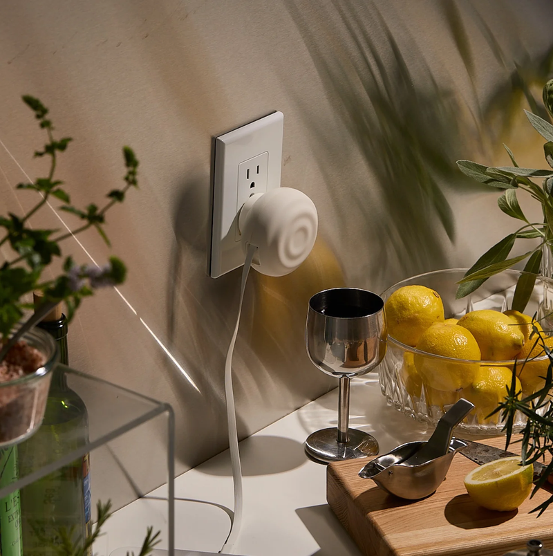 35 Watt Retractable USB-C Charger