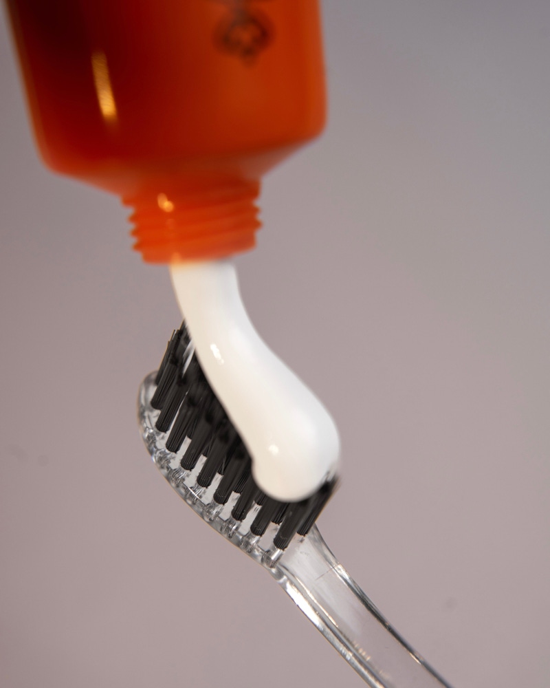 The Linämel Toothpaste, Standard