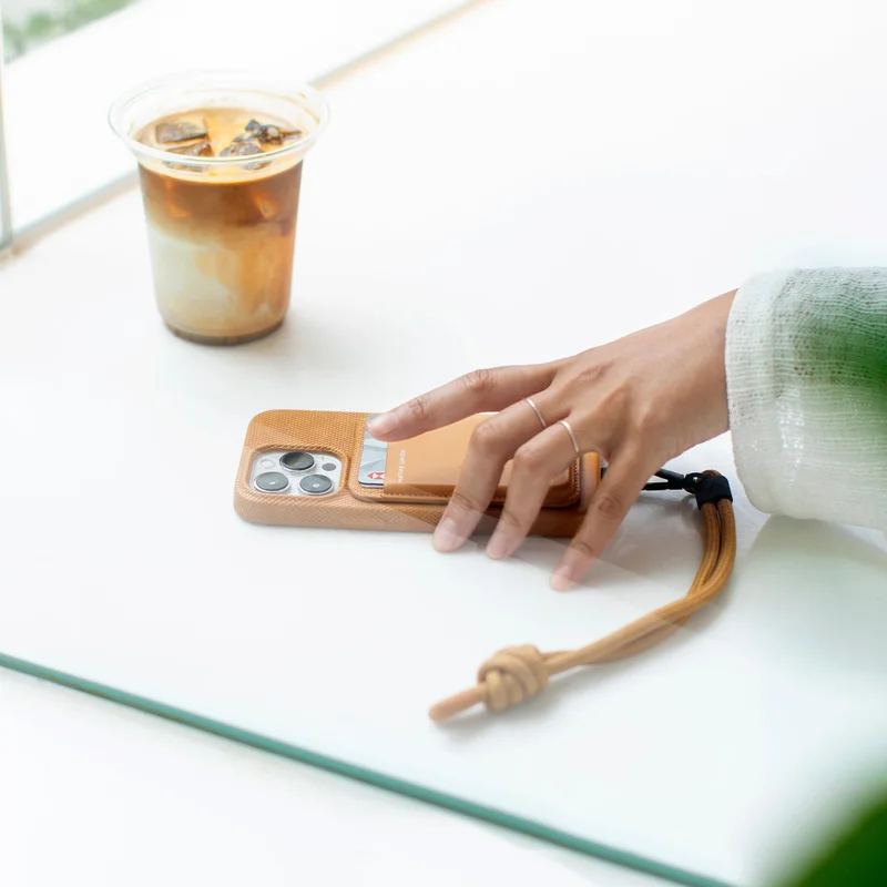(Re)Classic Wallet | Magnetic 