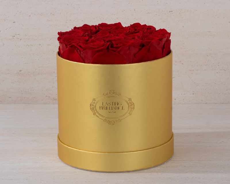 True Icon 13 Roses In Gold Box