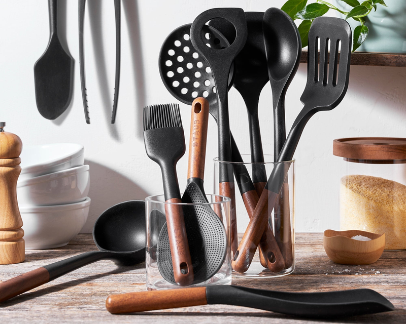 Wooden Handle 11-Piece Cooking Utensil Set