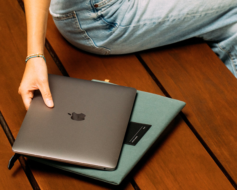 WFA Sleeve for Macbook 13"