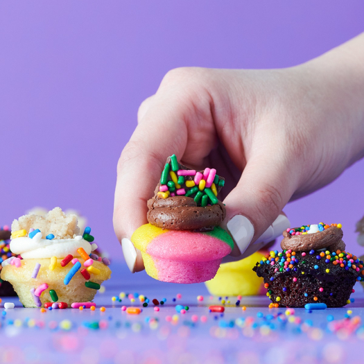 Women's History Month Cupcake 25-Pack