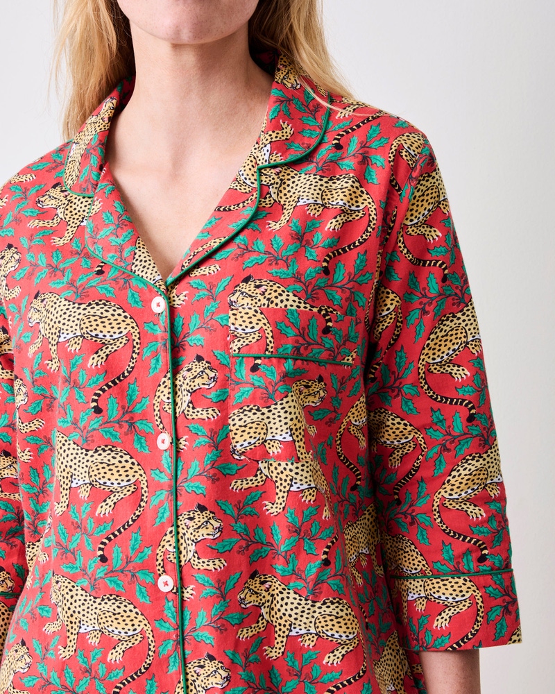 Sleep Shirt in Winter Holly Bagheera, Ruby