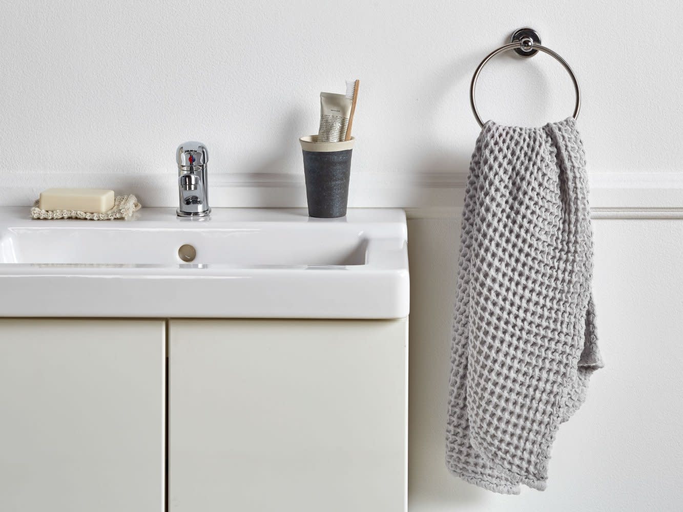 Parachute Home Waffle Hand Towel