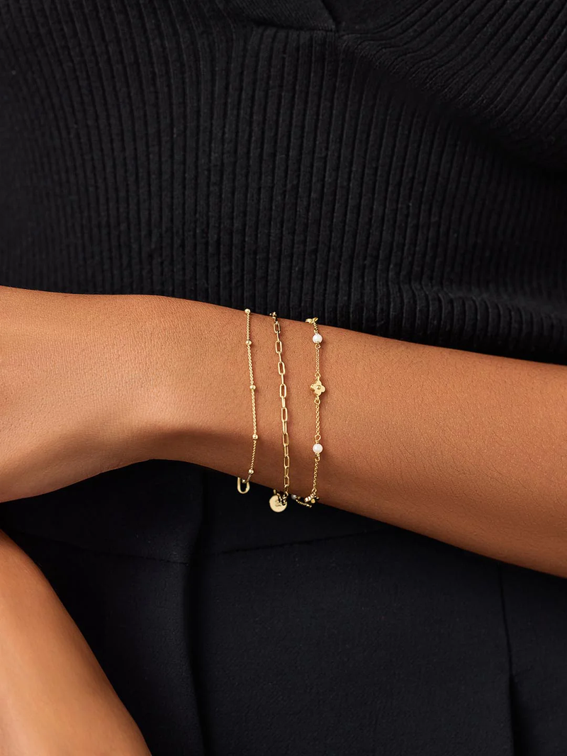 Hannah Flower Bracelet