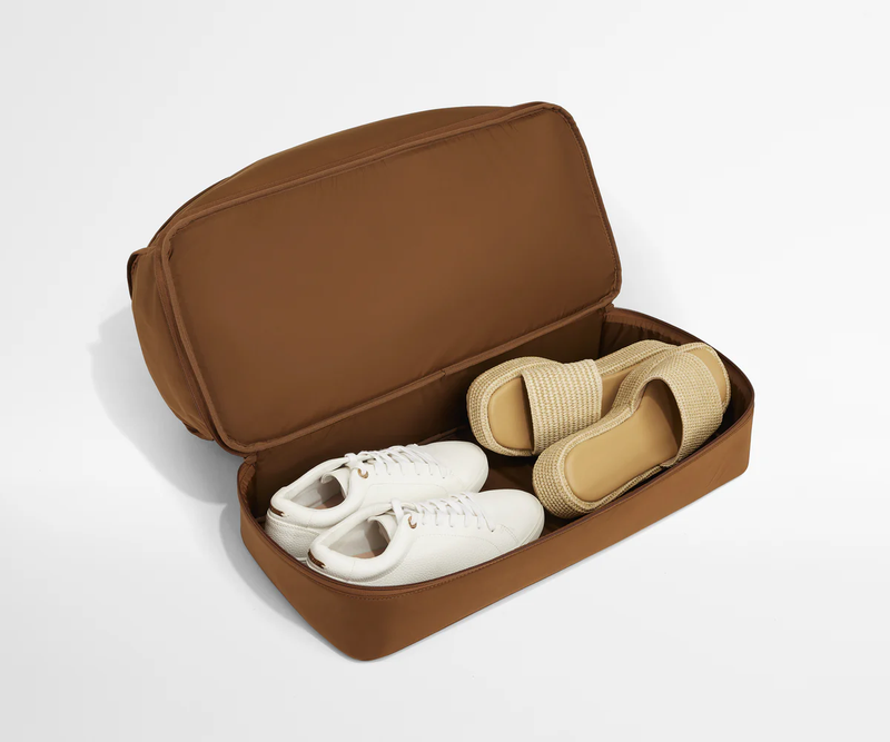 The Featherlight Weekender