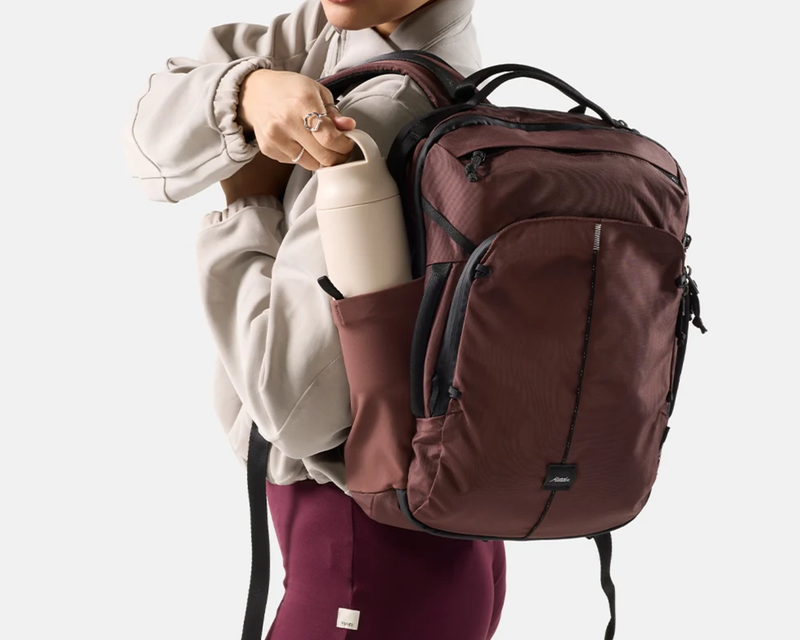 18L Personal Item Travel Pack