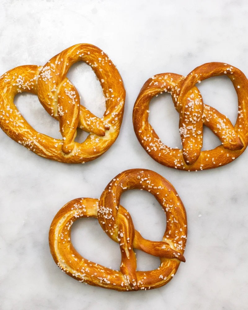 Soft Pretzel and Beer Cheese Kit