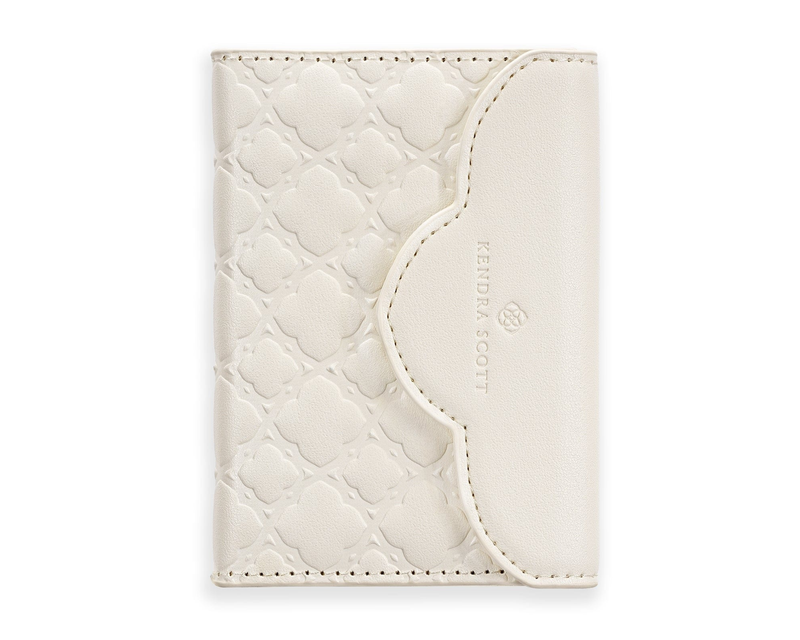 Trifold MagSafe Wallet