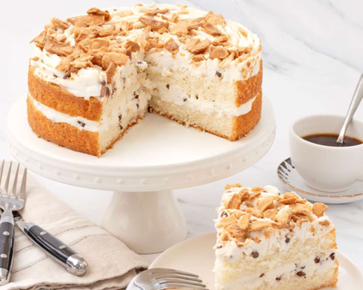 Cannoli Cake