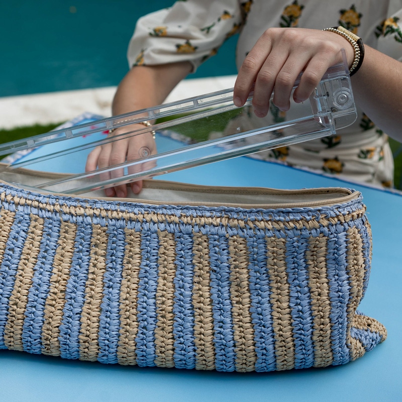 Raffia Mahjong Tile & Rack Bag