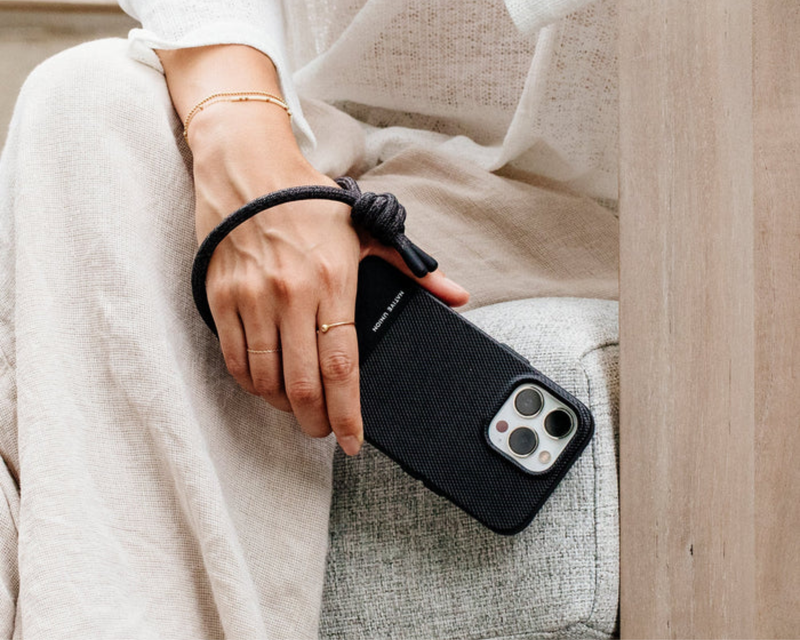 (Re)Classic Case for iPhone 15