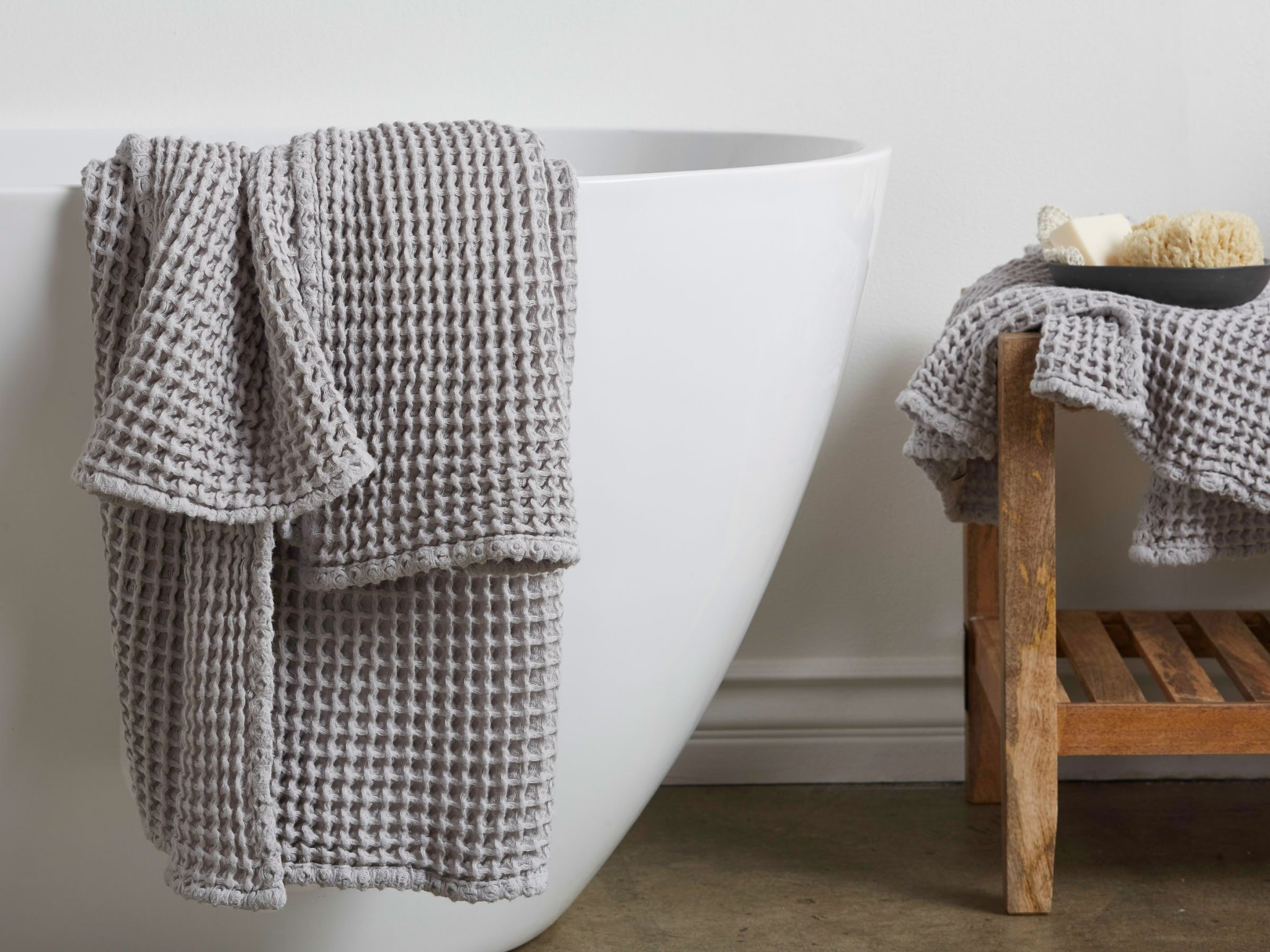 Parachute Home Waffle Bath Towel - Thumbnail 3