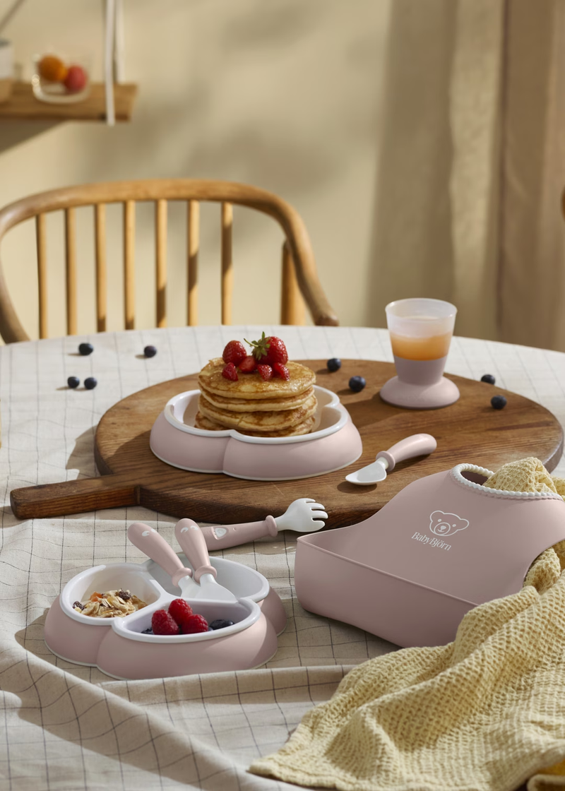 Dinnerware Set
