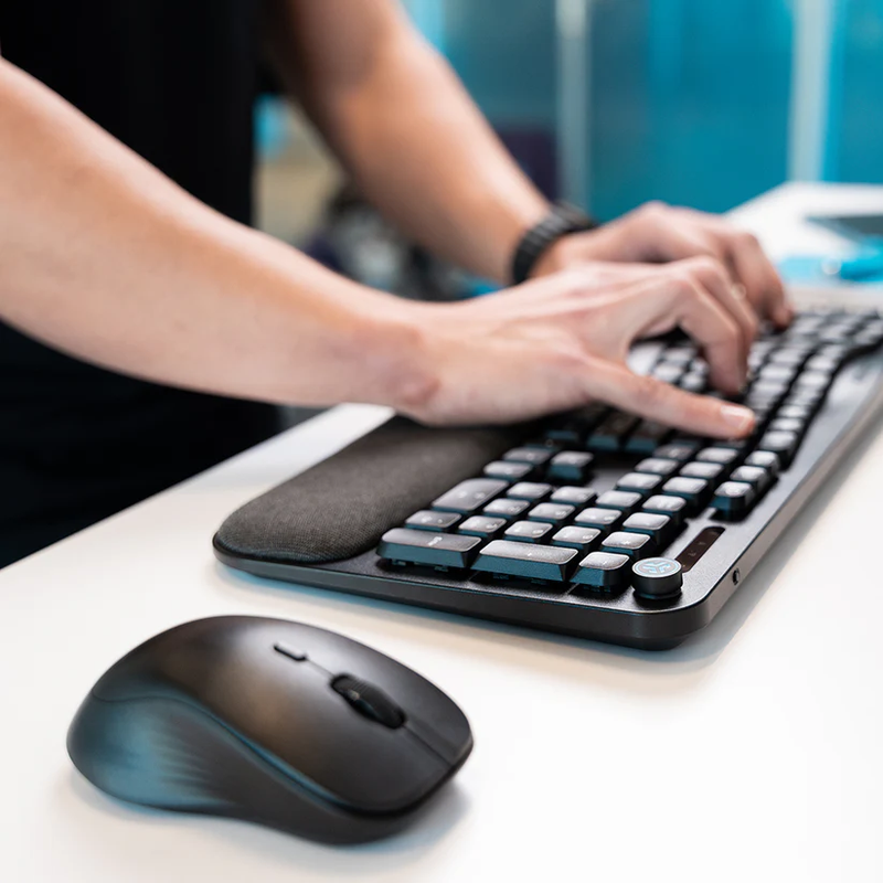 Flow Wireless Keyboard/Mouse Bundle