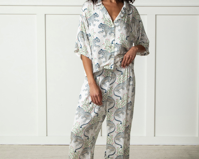 Eco Satin Wildest Dreams Set in Bagheera, Wedding Cake