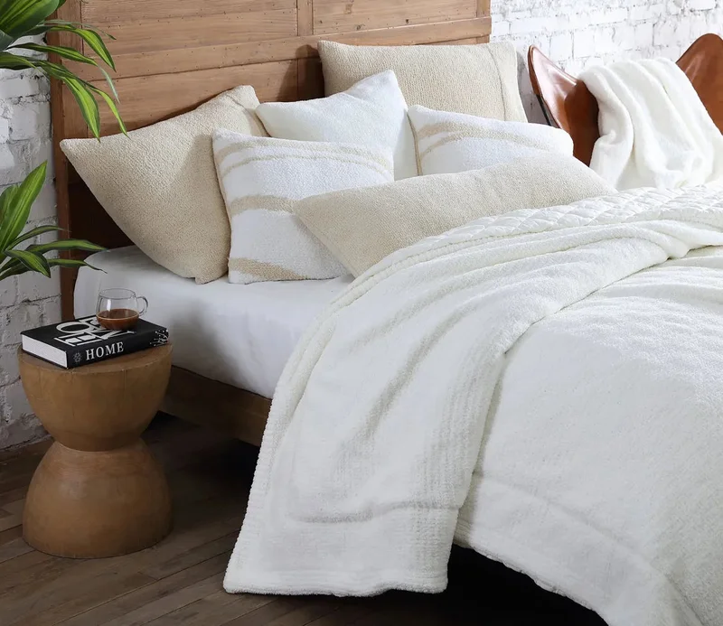Snug Comforter, King