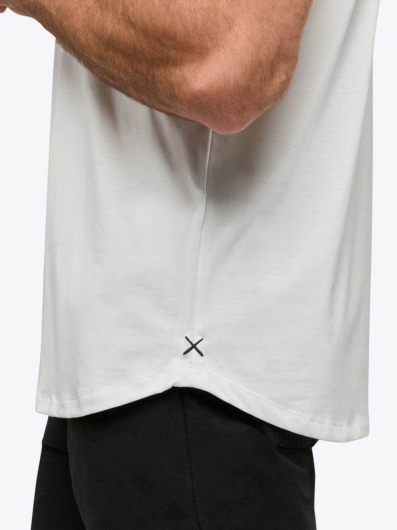 Men's AO Curve-Hem Tee, White