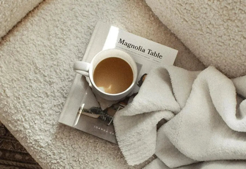 Sunday Citizen Snug Throw