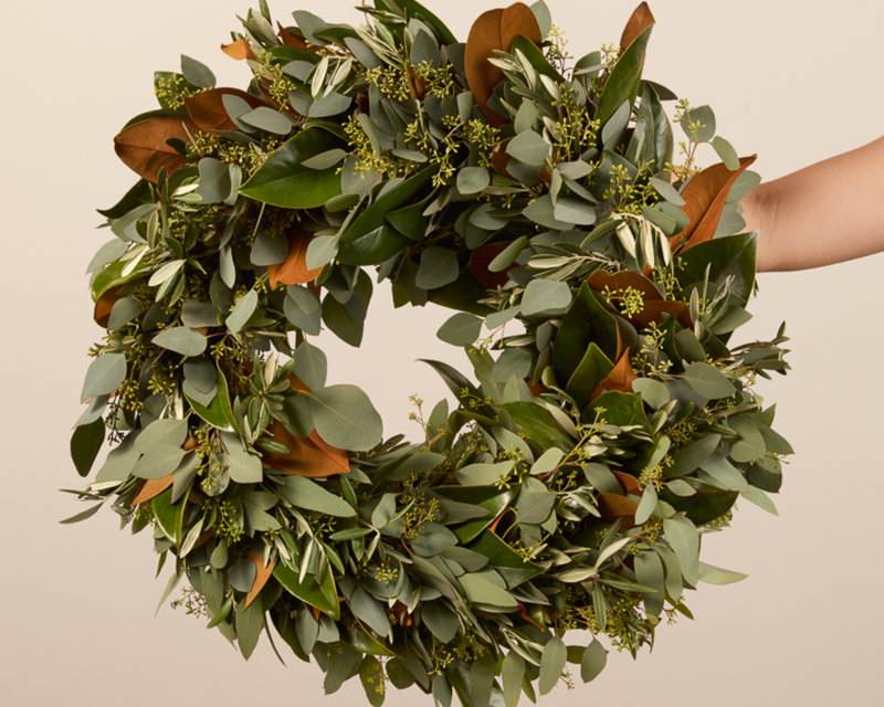 Magnolia Fresh Wreath Deluxe