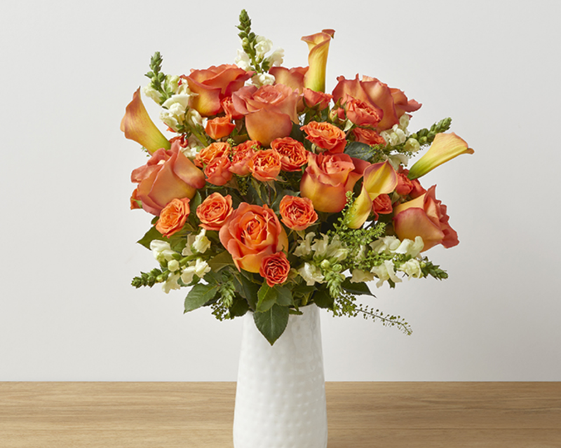 Butter Pecan Original  Bouquet with Marina Vase