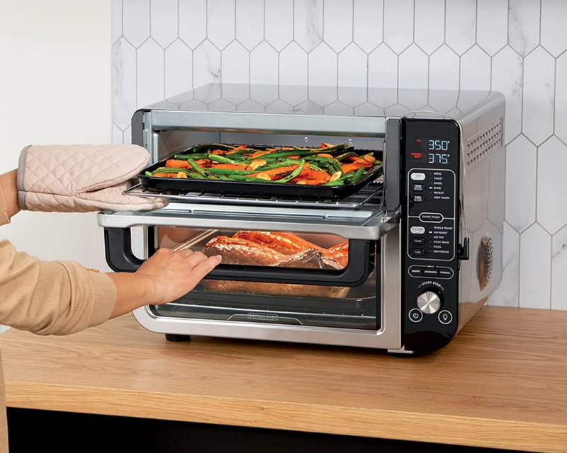 12-in-1 Double Oven w/ FlexDoor
