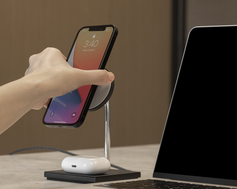 Snap 2-in-1 Magnetic Wireless Charger