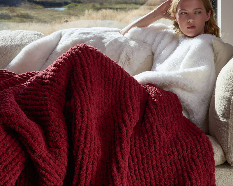 Snug Chunky Knit Throw