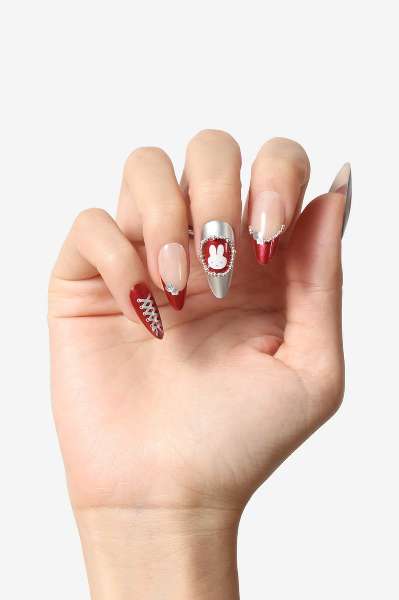 Artist Collaboration Press-On Nail Set