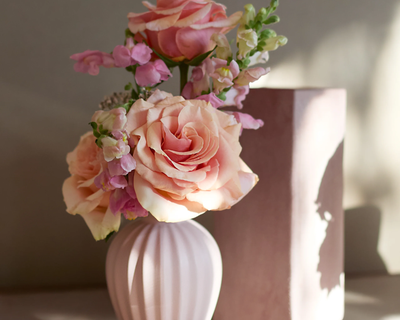 Mini Soft Petals with Pink Roses and Ceramic Vase