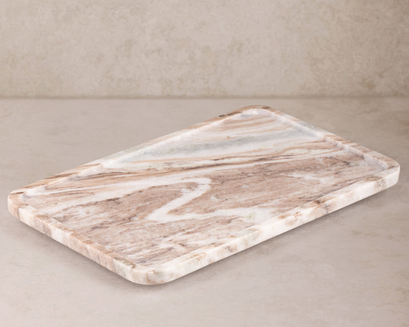 Clover Sculpted Onyx Tray