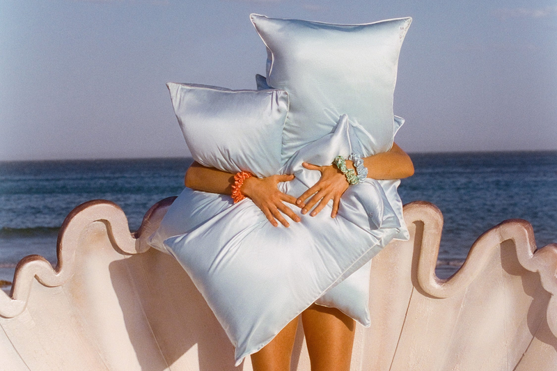 Queen Zippered Pillowcase
