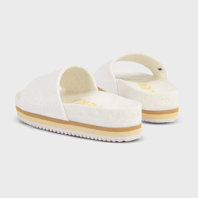 East Beach Slide Platform, Chamois