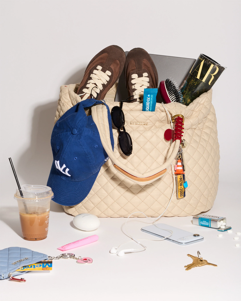 Magnent Large Metro Tote Deluxe