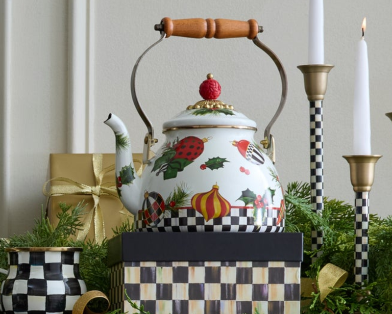 Deck The Halls 2 Quart Tea Kettle