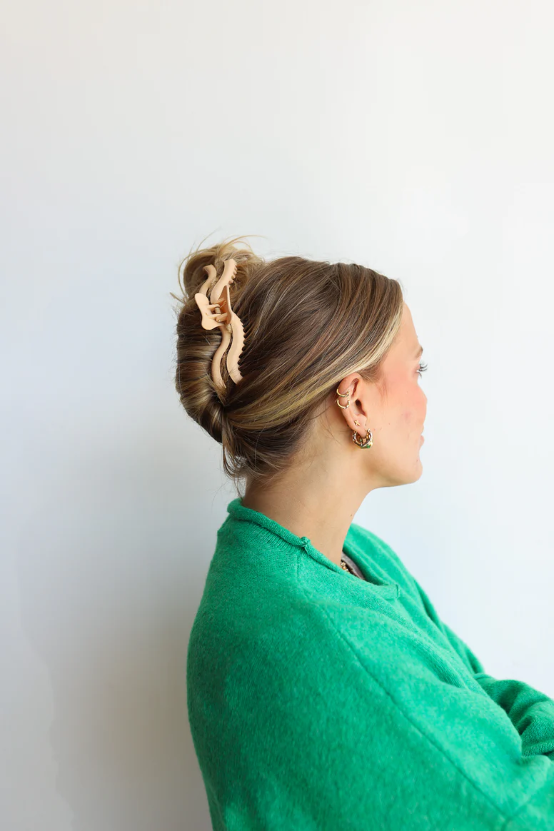 Wavy Original Hold Everything Claw Clip