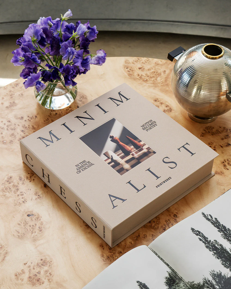 The Minimalist Wooden Chess Set