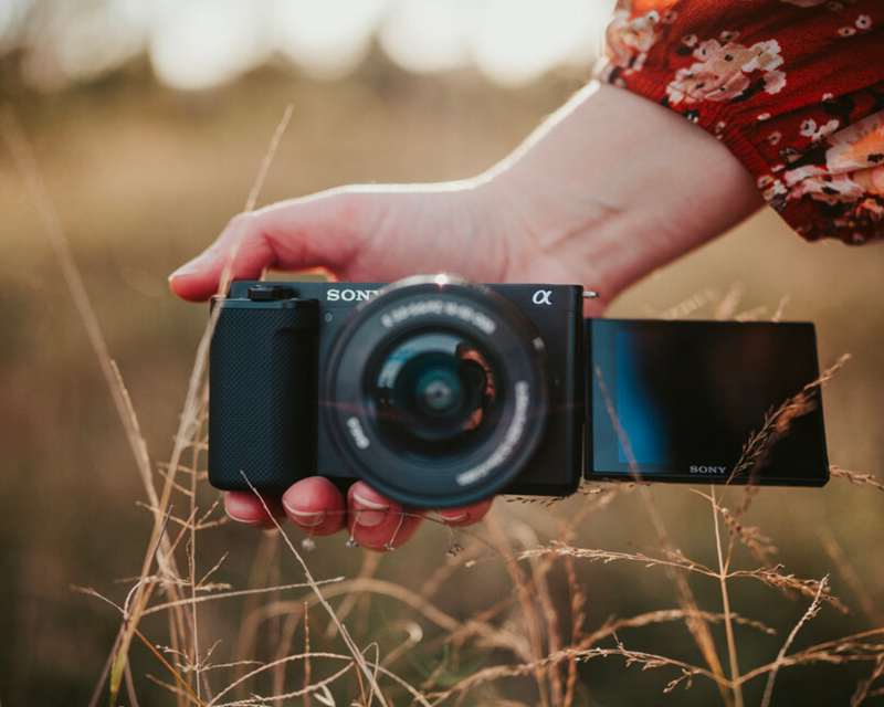 Alpha ZV-E10 Kit Mirrorless Vlog Camera