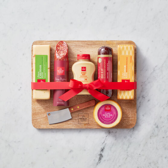 Classic Bites & Board Gift Set