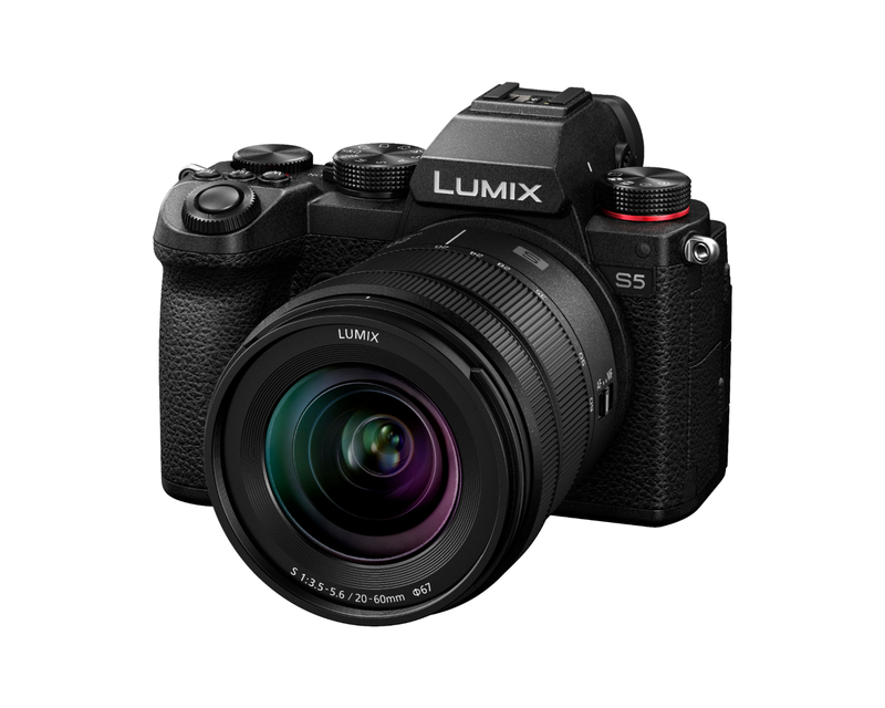 LUMIX S5