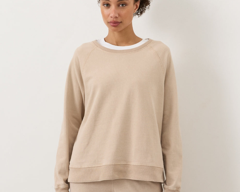 Women's Organic Weekends Relaxed Raglan Sweatshirt, Washed Flagstone