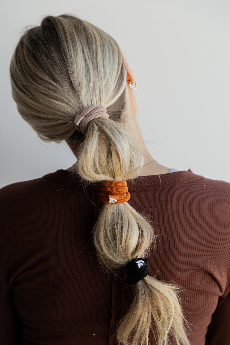 Solid High Intensities Ponytails