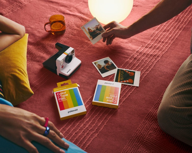 Now Instant Film Camera Bundle Generation 2