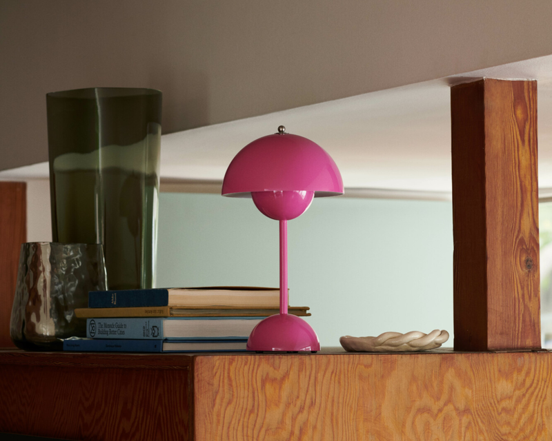 Flowerpot Portable Table Lamp